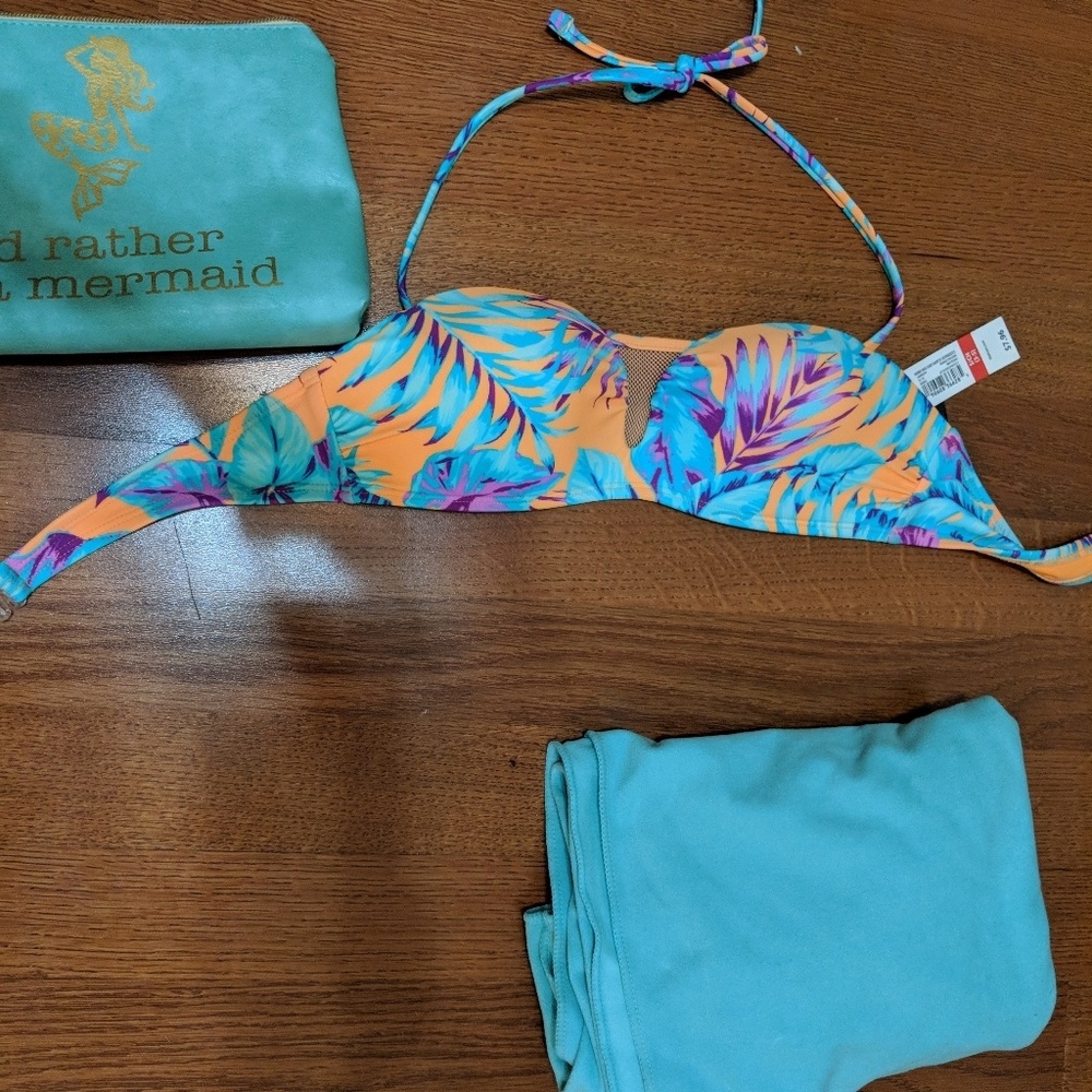 Tropical bikini top